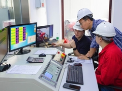 اختبار الشهود عبر الإنترنت لمضخة UL/FM 2000 gpm محرك الديزل